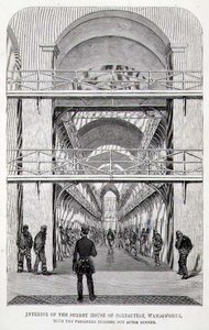 Interno della Surrey House of Correction, Wandsworth, con i prigionieri che escono dopo cena, da 