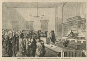 Interno del tribunale di polizia del Tamigi da English School