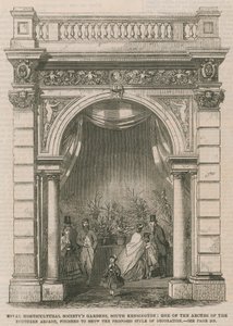 I giardini della Società Orticola Reale, South Kensington: uno degli archi dell