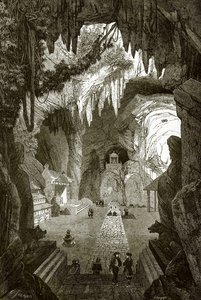 Tempio buddista sotterraneo nelle rocce di marmo vicino a Touraine, in Cocincina