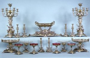 Garniture da tavola, probabilmente progettato da Leonard Morel-Ladeuil, da Elkington e Co, Birmingham
