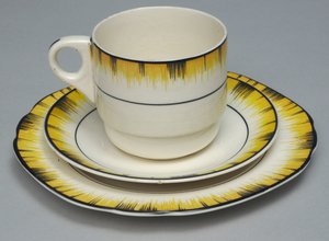 Tazza da tè, piattino e piatto di Brexton, c.1935