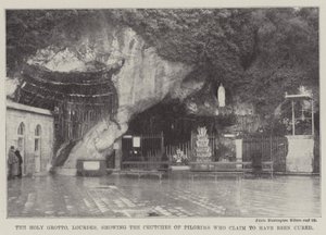 La grotta sacra di Lourdes, che mostra le stampelle dei pellegrini che affermano di essere stati guariti (incisione) da English School