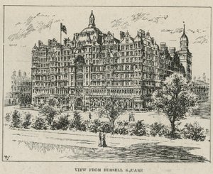 Hotel Russell, vista da Russell Square da English School