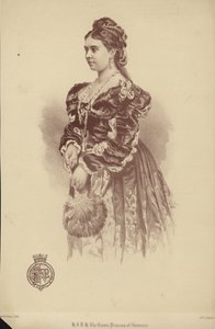 Victoria, Principessa Reale da English School