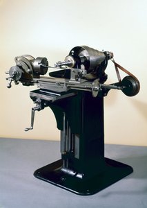 Prima fresatrice universale di Brown e Sharpe (metallo)