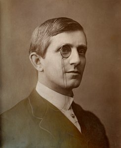 Brandon Thomas, attore britannico, drammaturgo e cantautore, 1887