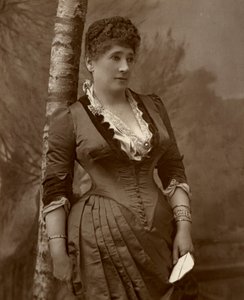 Mrs John Wood, attrice e direttrice teatrale britannica, 1888