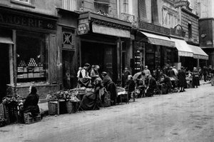 Venditori di verdure nel quartiere del Mercato Centrale, Parigi, 1931