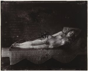 Nudo femminile su una chaise longue da Ernest James Bellocq
