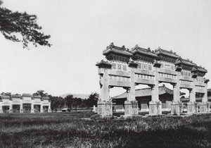 Siling, Chihli, Le tombe imperiali occidentali della dinastia Manciù, ingresso principale da Ernst Boerschmann
