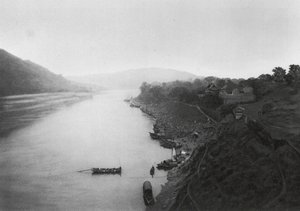 Suchoufou, Szechuan, vista dalla città sul fiume Min da Ernst Boerschmann