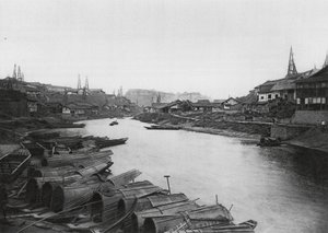 Tzeliutsing, Szechuan, Il distretto industriale dei pozzi di sale da Ernst Boerschmann