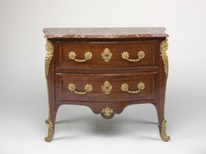 Cassettone da Etienne Doirat