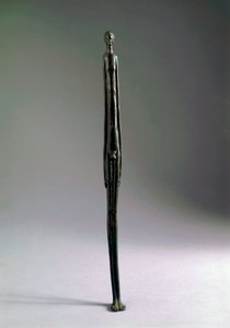 Statua chiamata "L