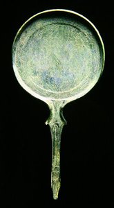 Specchio con decorazione incisa (bronzo) da Etruscan Etruscan
