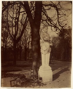 Versailles, angolo del parco da Eugène Atget