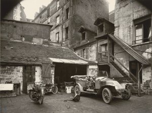 Cortile, rue de Valence da Eugène Atget