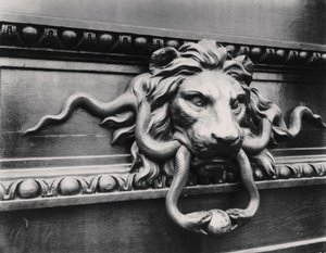 Battente a forma di leone, Parigi