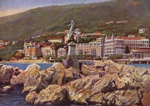 Abbazia, ora Opatija in Croazia: Madonna del Mare, nello sfondo la Chiesa di Santa Maria Annunciata (foto) da European Photographer