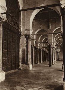 Kairuan, vista parziale della Grande Moschea da European Photographer