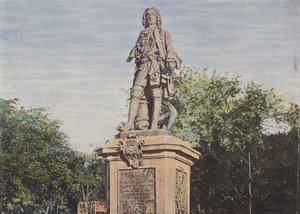 Statua di Mahe Labourdonnais, Place du Gouvernement da European Photographer
