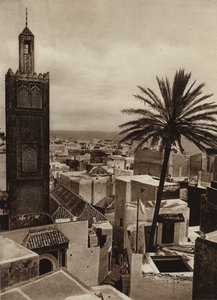 Tangiers, Vista della città con la Moschea Aissaula da European Photographer