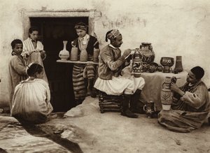Tunisi, capanna del vasaio da European Photographer