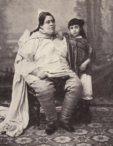 Donna ebrea tunisina e sua figlia (foto b/n) da European Photographer