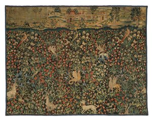 Frammento di arazzo Mille Fleurs raffigurante animali, uccelli e paesaggio, c.1500 da European School