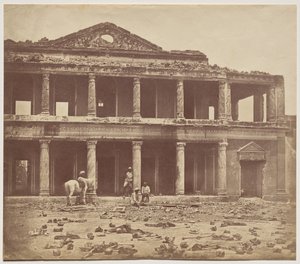 Interno del Secundra Bagh dopo il massacro di 2.000 ribelli da parte del 93° Highlanders e del 4° Reggimento Punjab