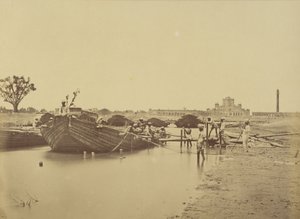 Ponte di barche sotto il Martinière College sul fiume Gomti da Felice Beato
