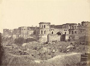 Il Mucha Bawn, o la Vecchia Cittadella di Lucknow da Felice Beato