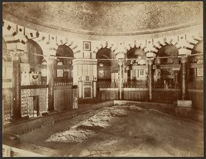 Interno, Cupola della Roccia, Gerusalemme da Félix Bonfils