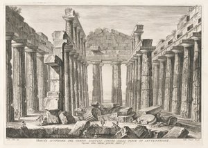 Veduta interna del tempio esastilo ipetro dalla parte settentrionale, da Antichità di Paestum da Filippo Morghen