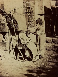 Album Damas et Baalbek: barbiere siriano da Félix Bonfils