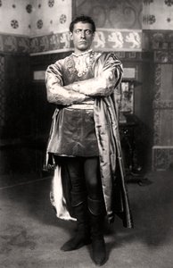 Lewis Waller, attore e direttore teatrale inglese, inizio XX secolo da Foulsham and Banfield