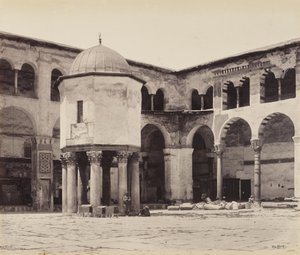 Fontana nella corte della Grande Moschea (Moschea degli Omayyadi), Damasco da Francis Bedford