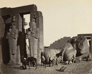 Statua caduta al Ramesseum, Tebe da Francis Frith
