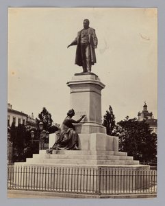 Milano. Antonio Tantardini (1829-1879) e Odoardo Tabacchi (1831-1905), monumento a Camillo Benso, conte di Cavour, politico e imprenditore italiano da Francis Frith