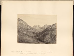 Monte Oreb (Sinai), "e il monte era tutto un fumo, perché il Signore era sceso con il fuoco". da Francis Frith