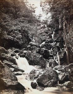 Paesaggio fluviale vicino a Derwentwater in Gran Bretagna