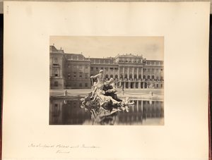 Il Palazzo Imperiale e la Fontana, Vienna da Francis Frith