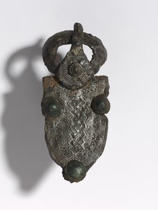 Fibbia, 600 d.C. da Frankish School