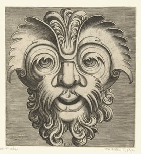 Maschera con barba e baffi ricci, un ciuffo di riccioli poggia sulla radice del naso