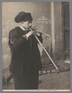 Suonatore di Launeddas (S. Antioco-Sardegna) da Fratelli Alinari