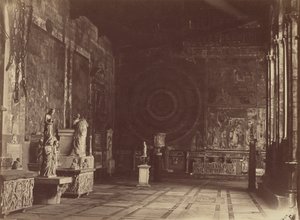 [Pisa, interno di una chiesa]