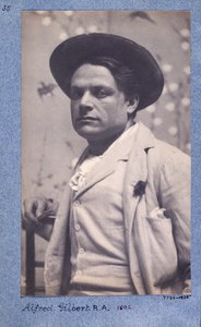 Alfred Gilbert, 1892 da Frederick Hollyer