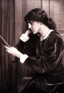 Ritratto fotografico di May Morris, figlia di Jane Morris, di Frederick Hollyer da Frederick Hollyer