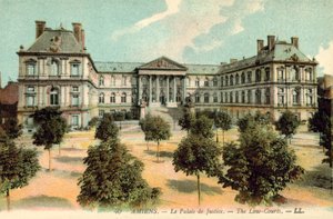 Amiens, Il Palazzo di Giustizia da French Photographer
